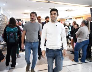 cinco vuelos por semana